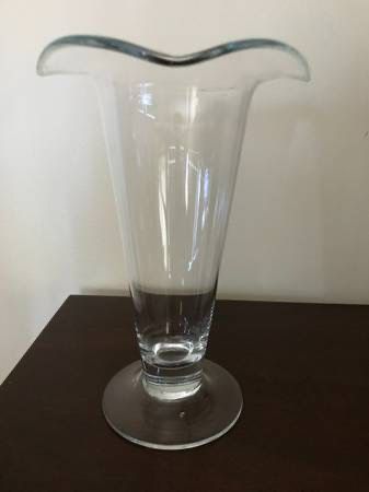 Vintage Hand Blown Glass Trumpet Vase w/ Weighted Bottom Scalloped Top