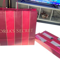 victoria secret rose/thong