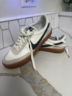Basically new Nike sneakers, worn once, size 7.5