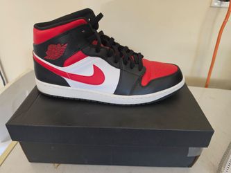 Air Jordan Retro 1's