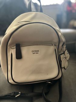 Guess- backpack