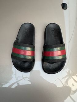 Gucci slides size 72 kids. Authentic
