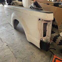 Ford F-250 Part Bed
