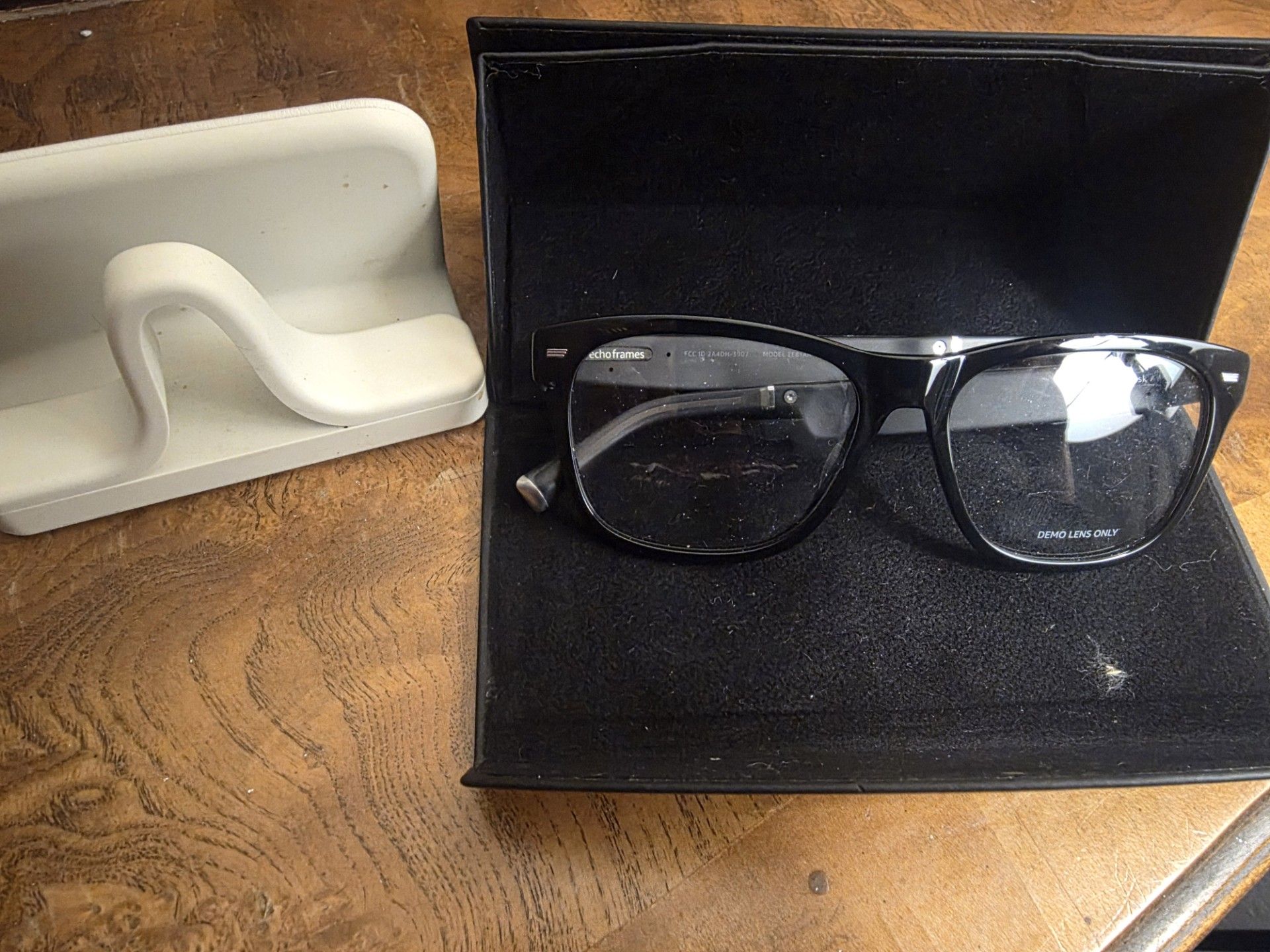 Echo smart glasses