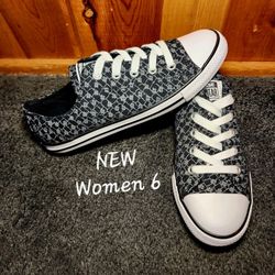 NEW Converse All Star Chuck Taylor Women 6
