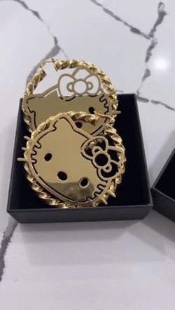 Gold HK hoops (70mm)