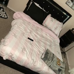 Full Size Bed 