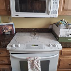 Stove Refrigerator Microwave Dishwasher 🤗🤗🏠