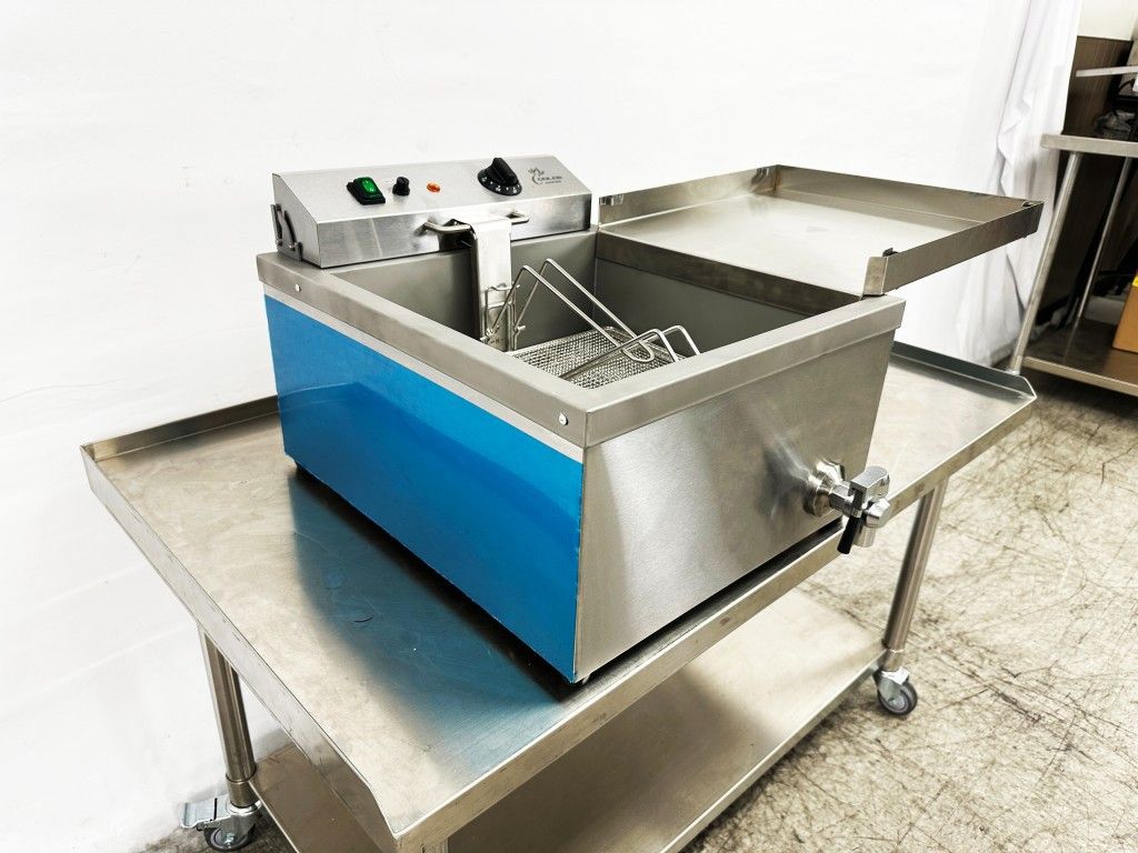 NSF Commercial Electric Donut Maker Machine Donut Fryer DF251
