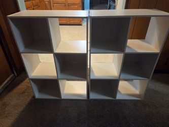 Small bookshelfs