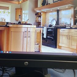 All In One Hp Touch Screen i7 23”-24” Window 10 With Universal Wire Keyboard And Universal Wire Mouse 