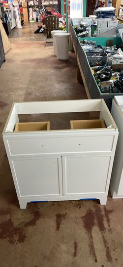 30” Vanity ( Not Top ) $100 Firm .