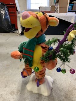 Christmas animated 22” Tigger no cord - lost the cord