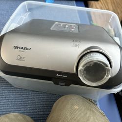 Sharp Xr-20x Projector 