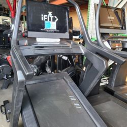 2025 Model Nordictrack X24 Incline trainer Treadmill- 40% incline 
