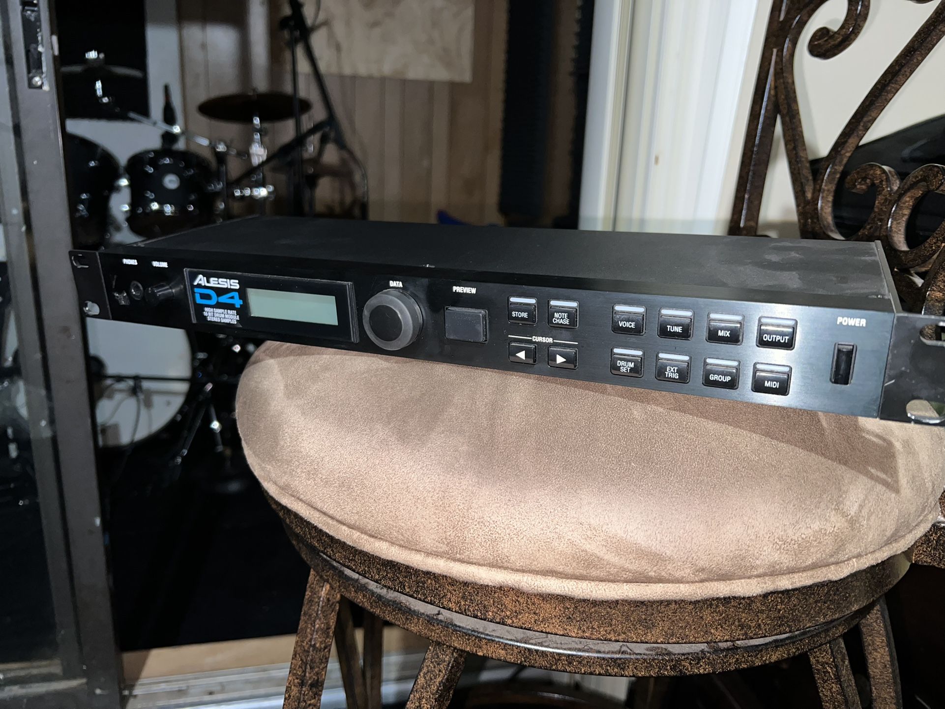 ALESYS MODULE AND KICK PAD/CYMBAL/CYMBAL STAND