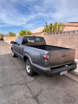 2000 Chevrolet S-10