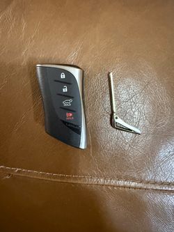2022-2026 Lexus GX,LX,NX,RX Smart Key 4 Buttons Fob FCC# HYQ14FLC Oem Mint