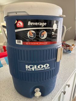 Water jug 5 gallon $20