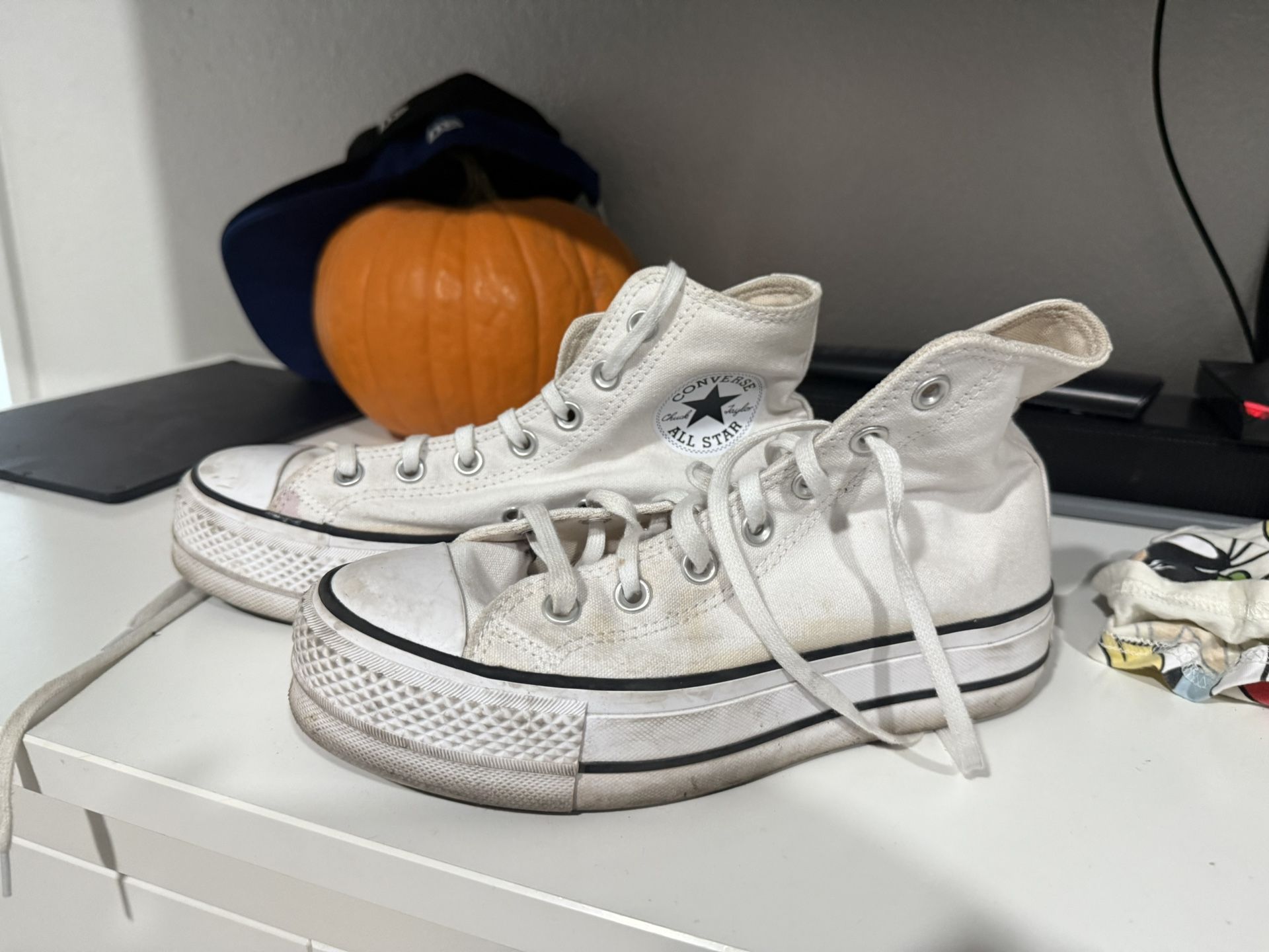 Converse 