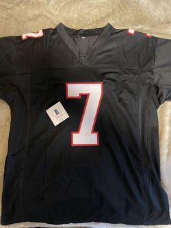 Autographed Mike Vick Jersey! for Sale in Blaine, WA - OfferUp