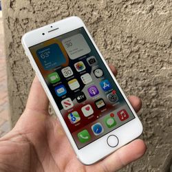 iPhone 8 256gb. Like New And Unlocked!