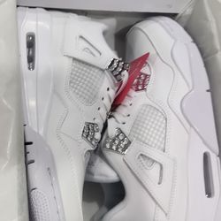 Jordan 4