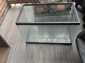 20 gallon long  fish tank