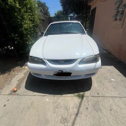 1998 Ford Mustang Trade /sale 