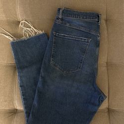 15. Express Jean