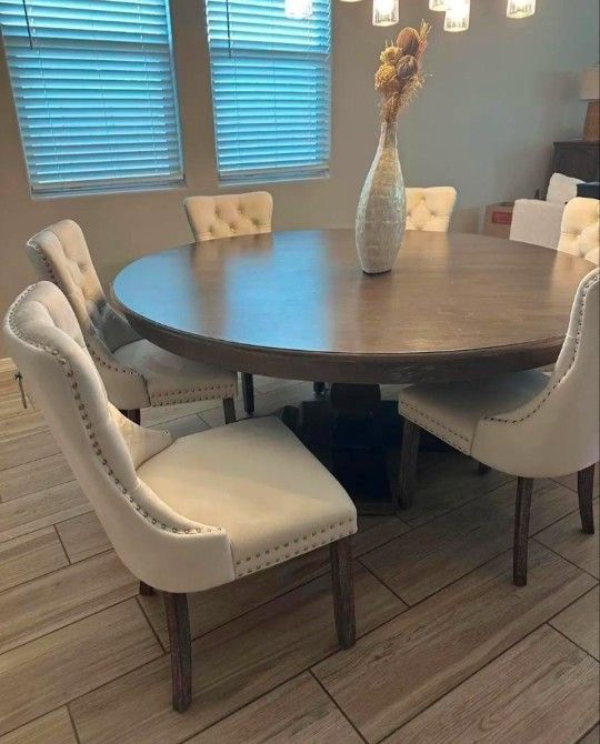 Dinning table and chairs Upgrade Home  Sharp 