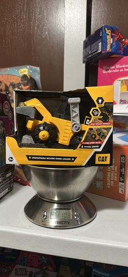 Cat Unstoppable Movers Wheel Loader