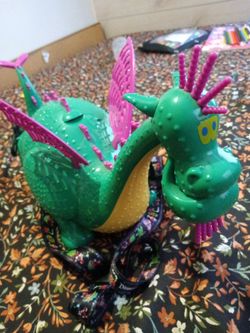 Disneyland Pete dragon popcorn bucket