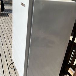 Small Upright Freezer