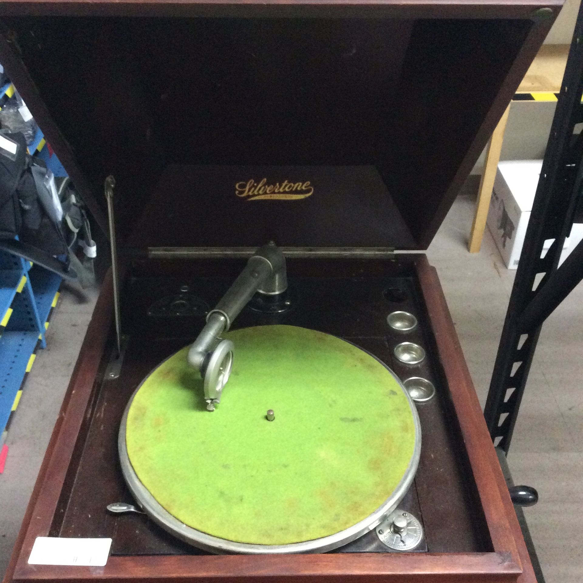 92915 Silvertone Phonograph 55965