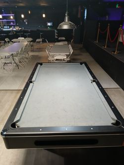 Professional pool table