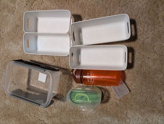Small storage plastic containers and totes