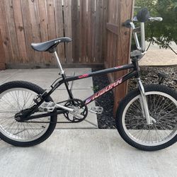 1996 Auburn CR20i BMX