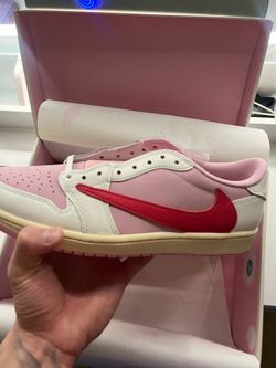 Jordan 1 low Travis Scott tropical pink sz 10.5