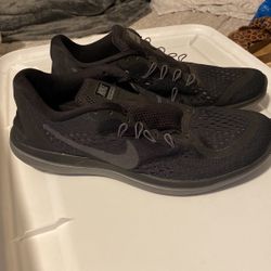 Men’s Nikes Size 10.5