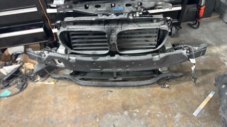 Radiator support bmw 5series 13-16