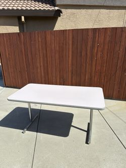 Heavy Duty Folding Tables