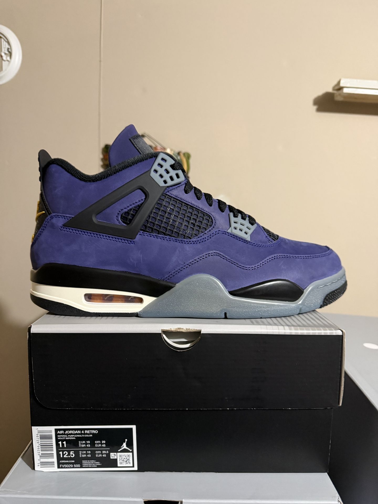 Men Jordan Retro 4 Size 11 Lakers