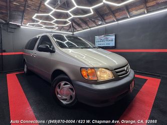 2002 Toyota Sienna LE