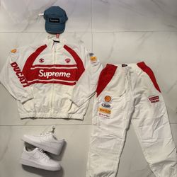 Supreme Set Available Read Description 