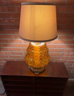 Vintage Mid Century Modern Amber Glass Lamp - Lighted Base (Hollywood Regency)