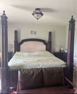 King Bedroom Set