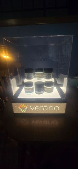 Verano Display Case