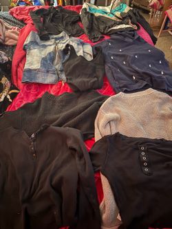 women’s clothes small