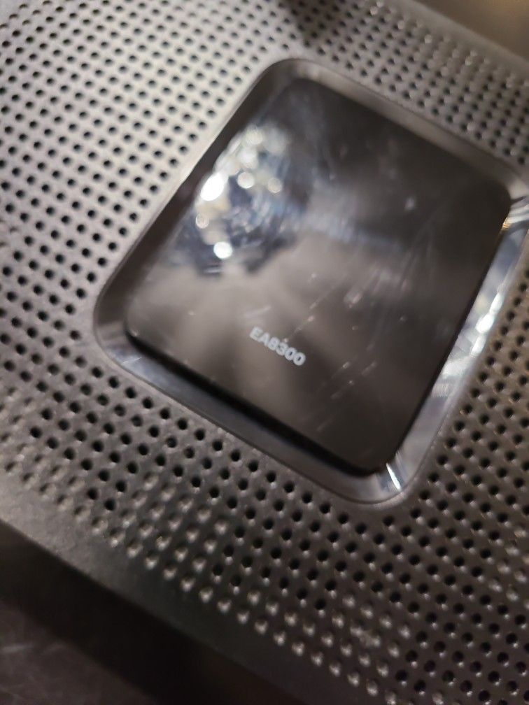 LINKSYS EA8300 WIRELESS ROUTER 